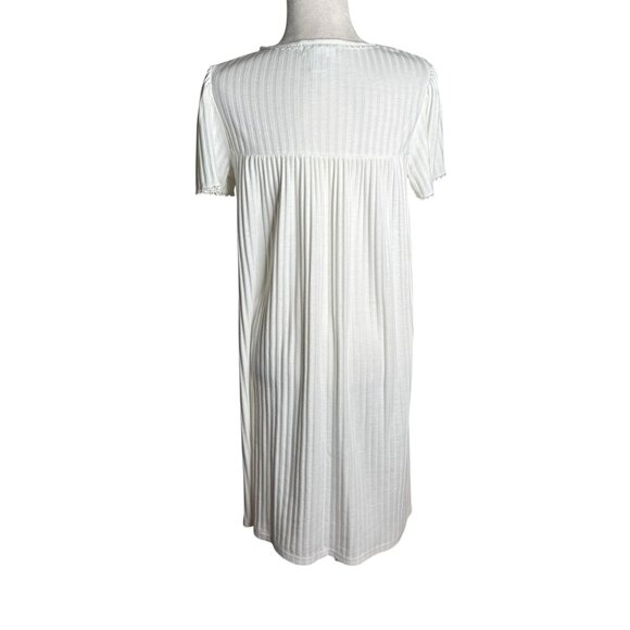 Miss Elaine Classics White Short Sleeve Embroidered Nightgown Small Cotton Blend - Picture 4 of 6